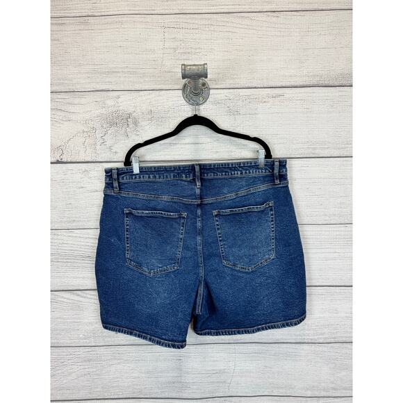 Ava & Viv Plus Size High Rise Relaxed Bermuda Jean Shorts Size 20 - Picture 5 of 7